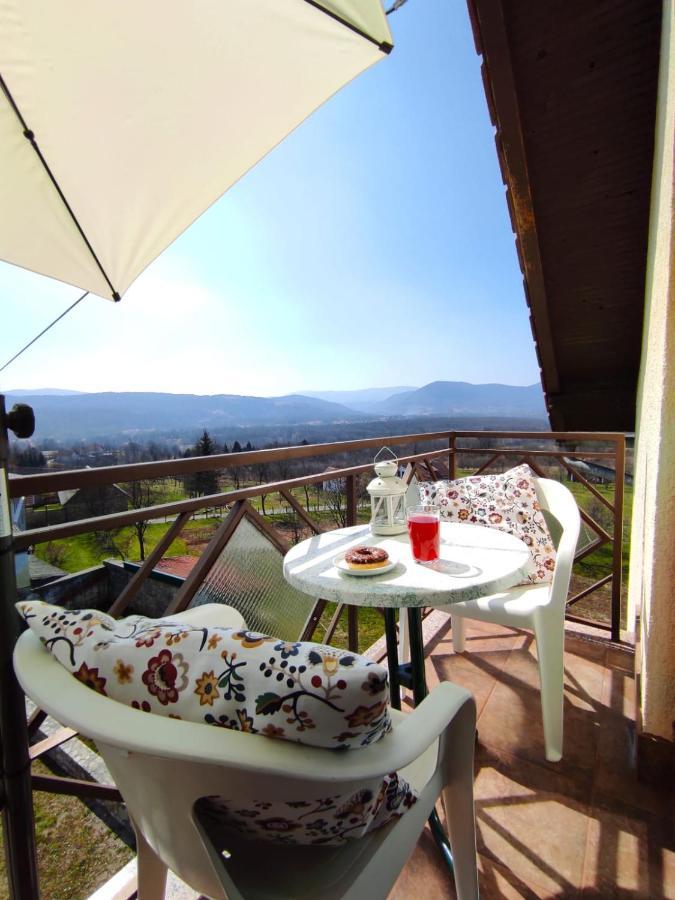 Accommodation "Old Town Dreznik" Раковица Экстерьер фото