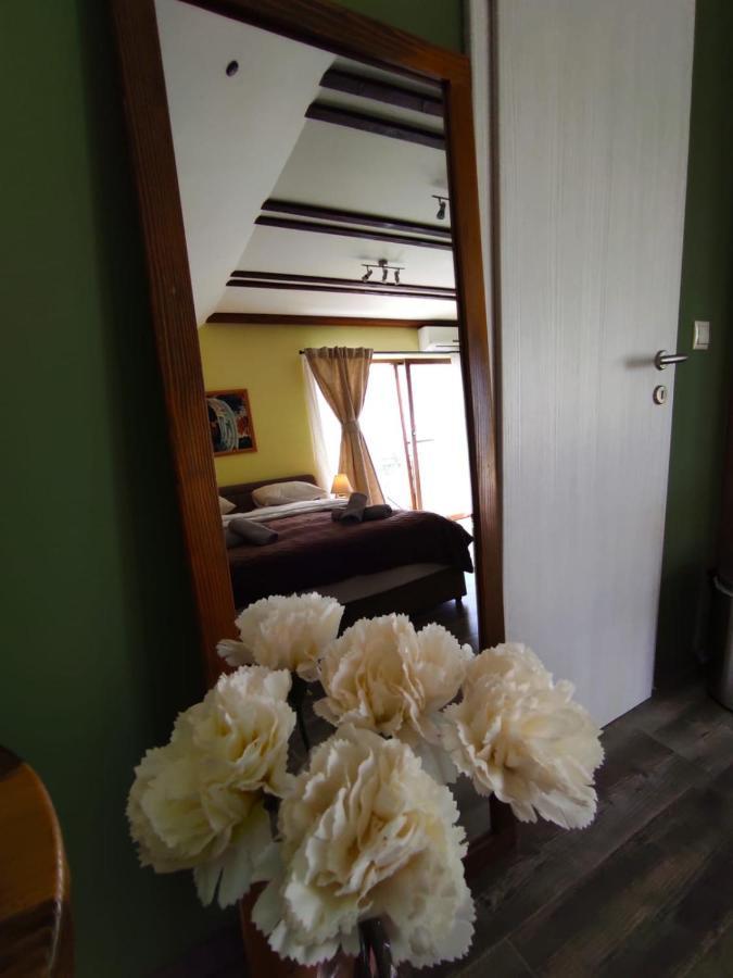 Accommodation "Old Town Dreznik" Раковица Экстерьер фото