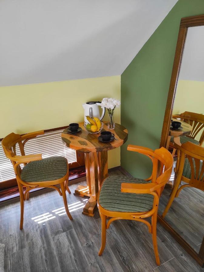 Accommodation "Old Town Dreznik" Раковица Экстерьер фото